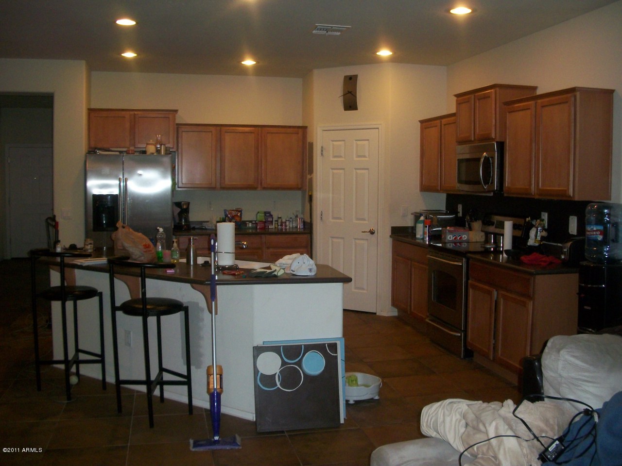 5735 West Ardmore Road Laveen, AZ 85339 - Photo 3 of 9 large kitchen with solid surface counter