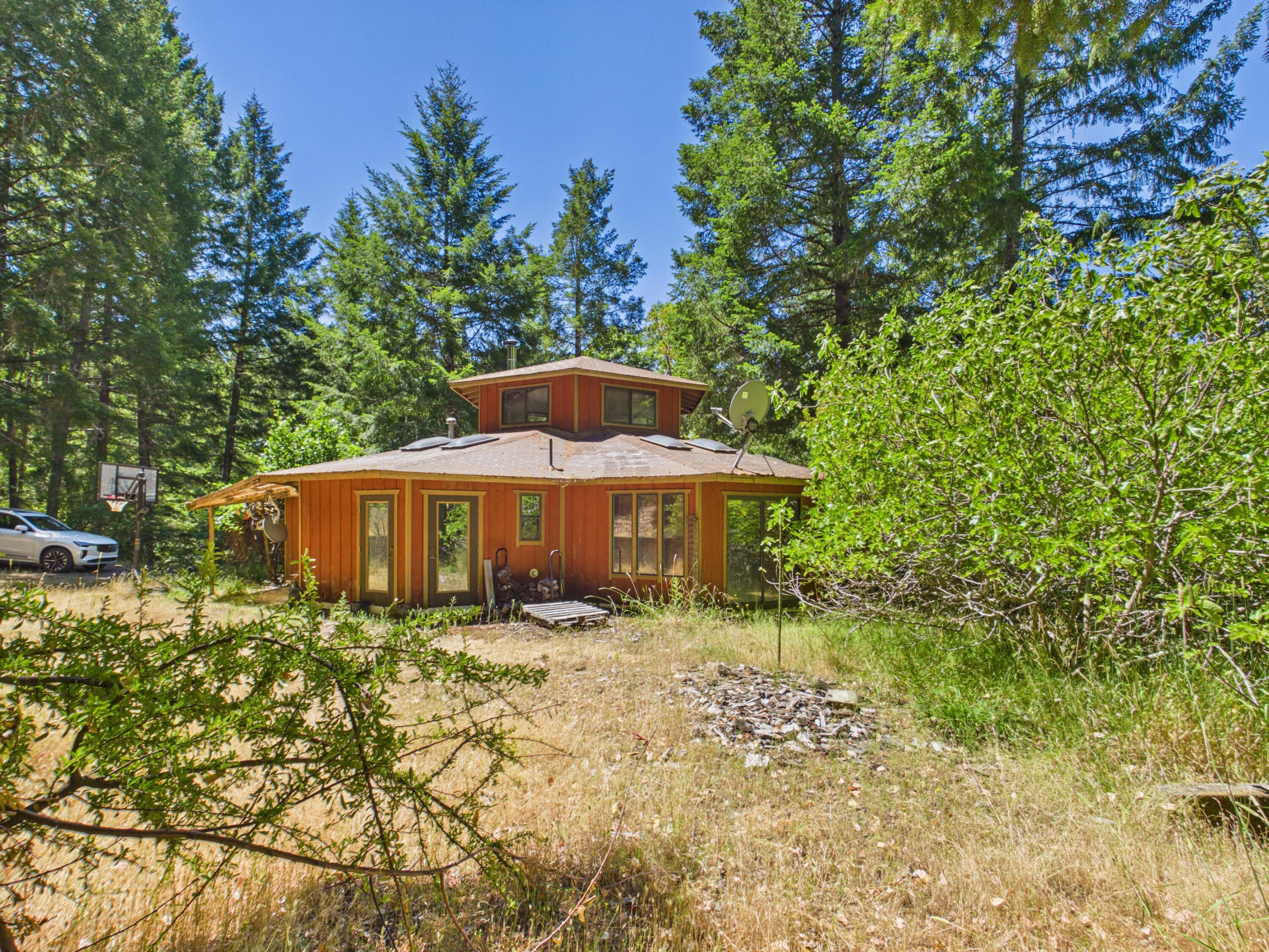 1055 Goodman Ranch Road Garberville, CA 95542 - Photo 36 of 63