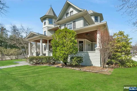 front view of house with a yard