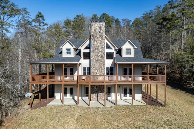 $3,200,000 | 661 North Toccoa River Road, Mineral Bluff, GA 30559