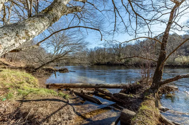 $3,200,000 | 661 North Toccoa River Road, Mineral Bluff, GA 30559