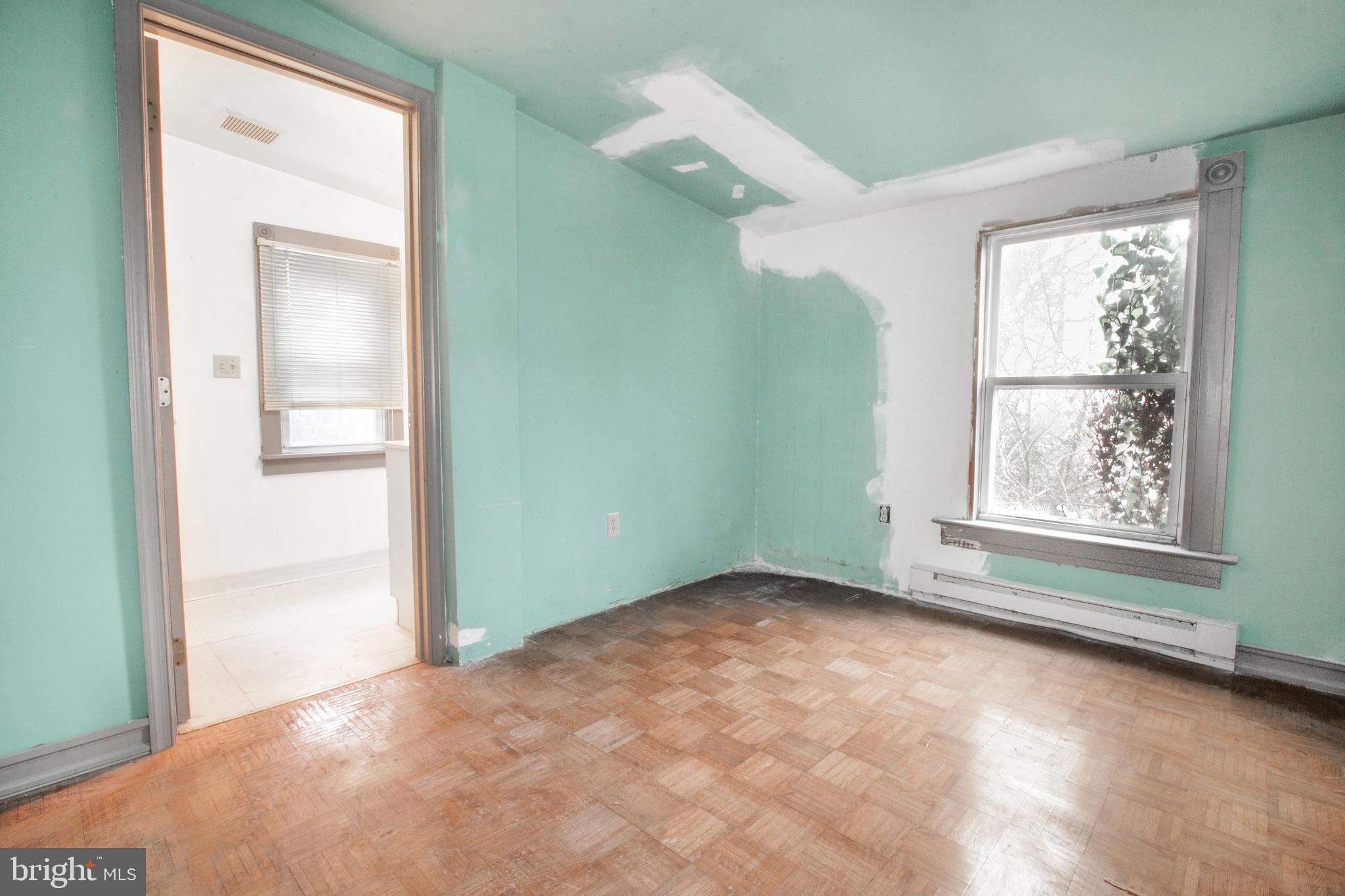 3639 Roland Avenue Baltimore, MD 21211 - Photo 17 of 28 Gallery Image 17