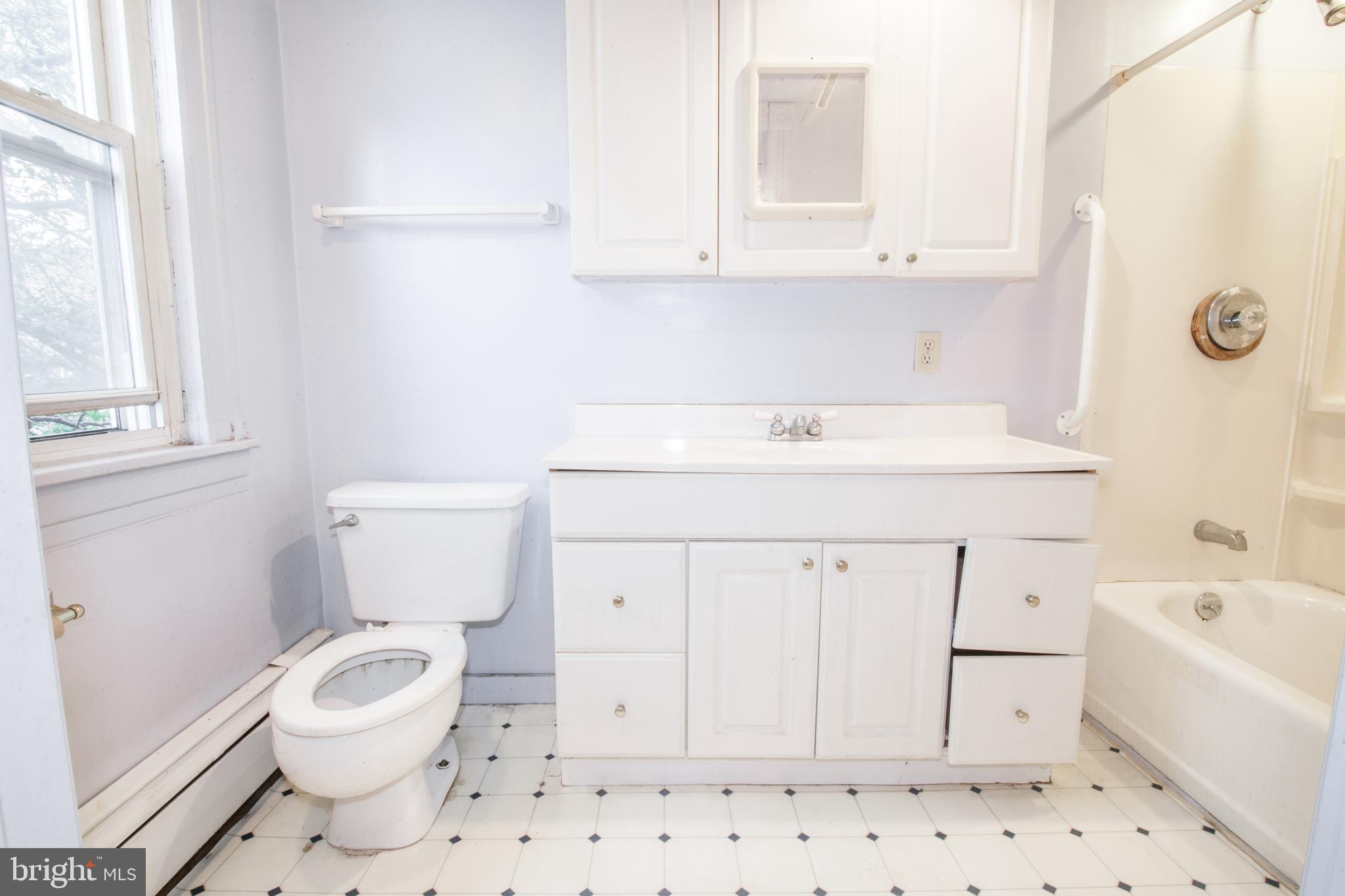 3639 Roland Avenue Baltimore, MD 21211 - Photo 18 of 28 Gallery Image 18