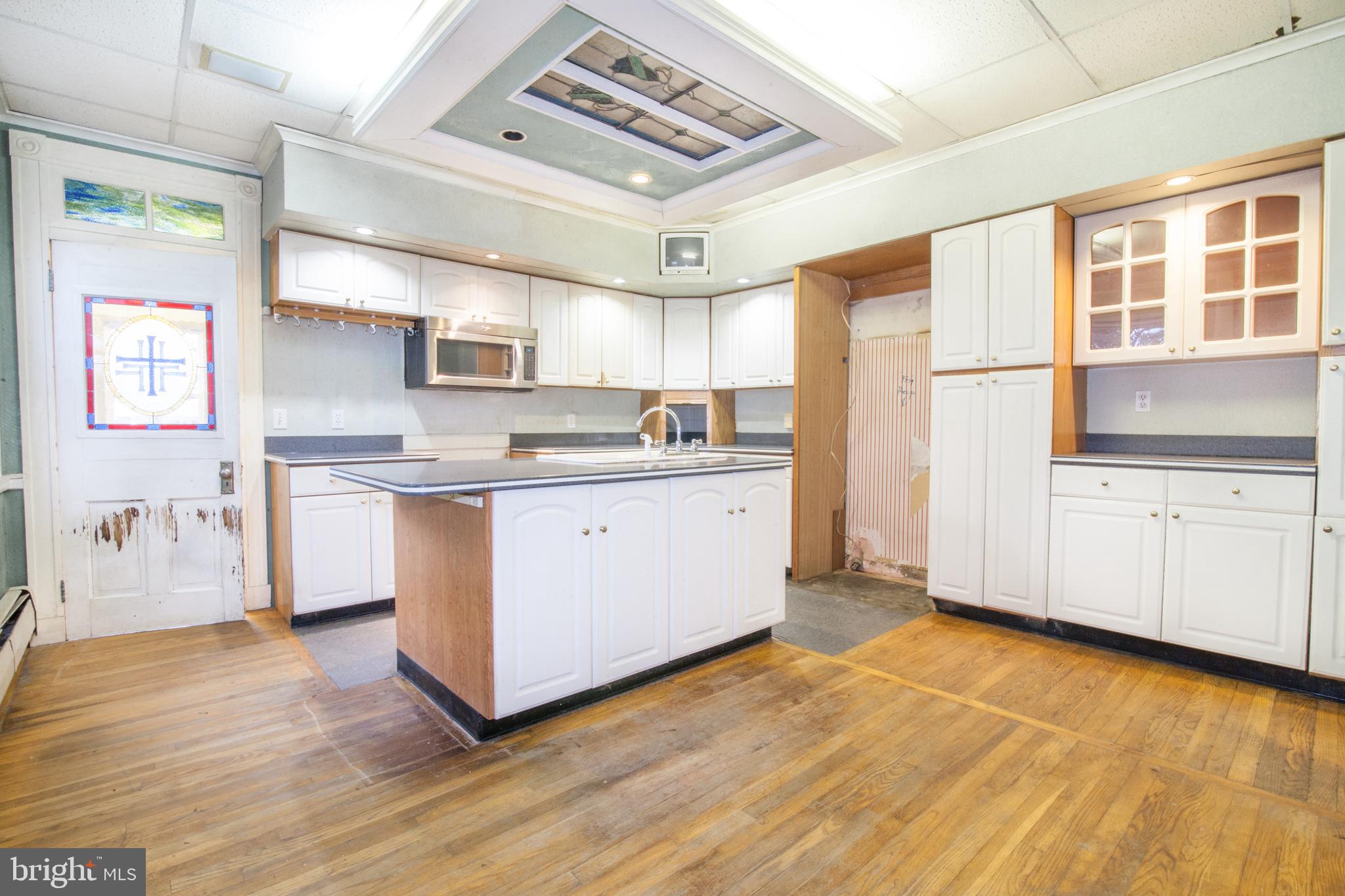 3639 Roland Avenue Baltimore, MD 21211 - Photo 8 of 28 Gallery Image 8