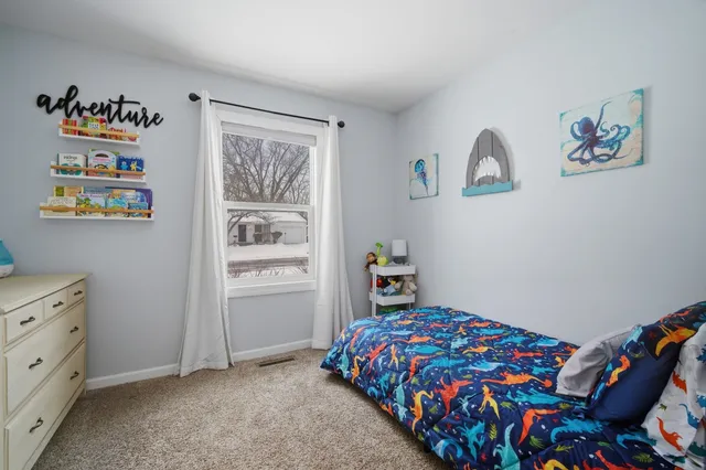 $450,000 | 289 Navajo Trail, Buffalo Grove, IL 60089