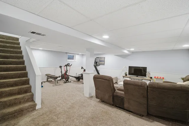 $450,000 | 289 Navajo Trail, Buffalo Grove, IL 60089