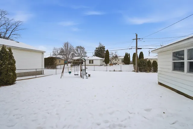 $450,000 | 289 Navajo Trail, Buffalo Grove, IL 60089