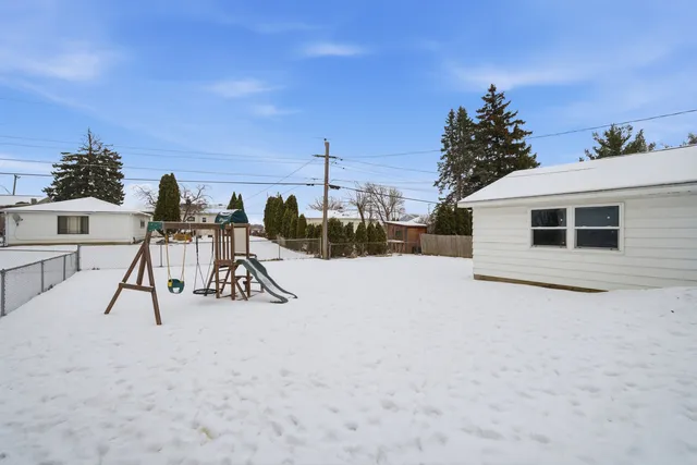 $450,000 | 289 Navajo Trail, Buffalo Grove, IL 60089