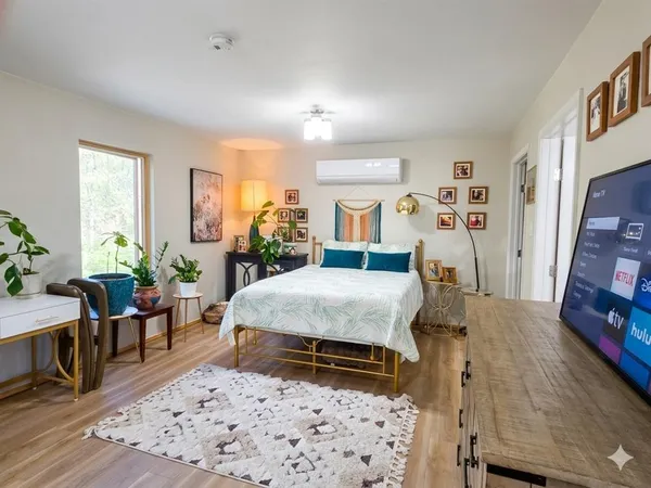 $1,100 | 831 South French Avenue, Unit 1, Denison, TX 75020