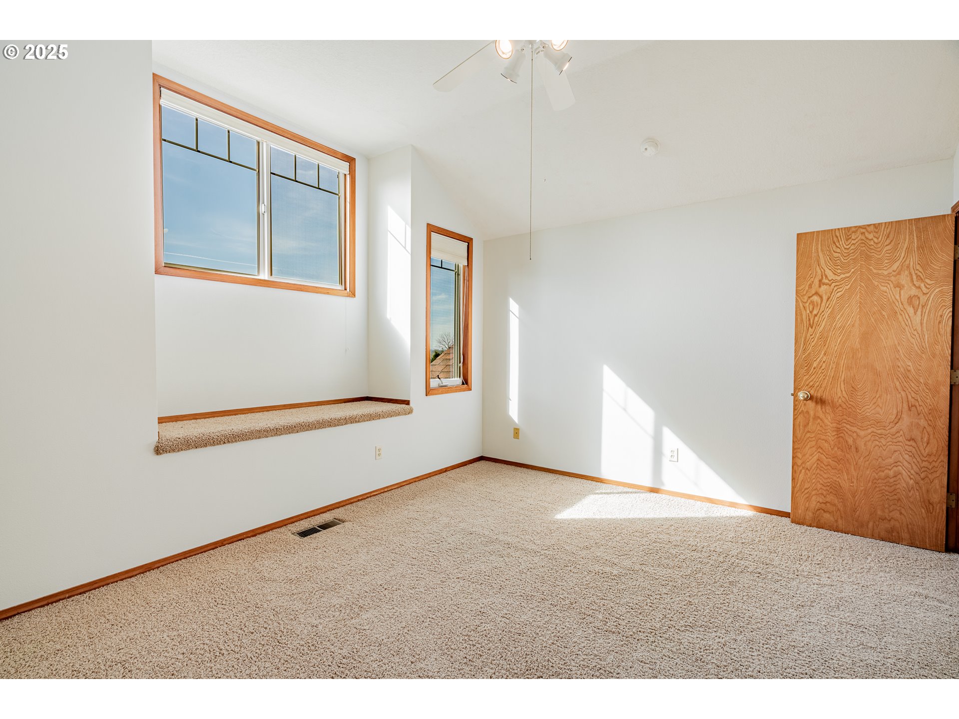 2688 Southwest Willowbrook Avenue Gresham, OR 97080 - Photo 22 of 47