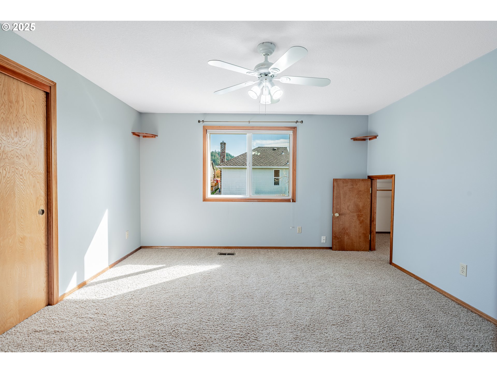 2688 Southwest Willowbrook Avenue Gresham, OR 97080 - Photo 24 of 47