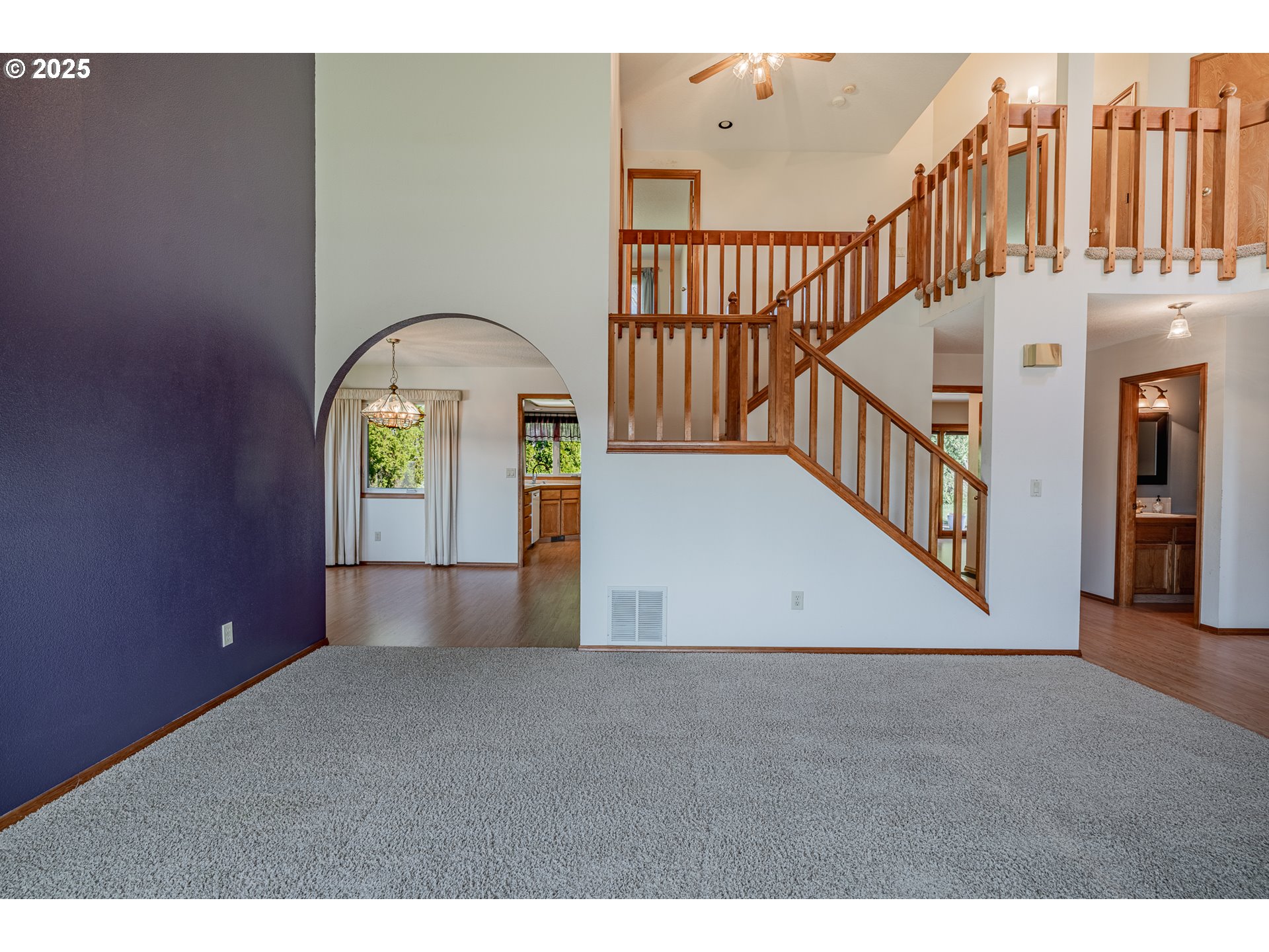 2688 Southwest Willowbrook Avenue Gresham, OR 97080 - Photo 4 of 47