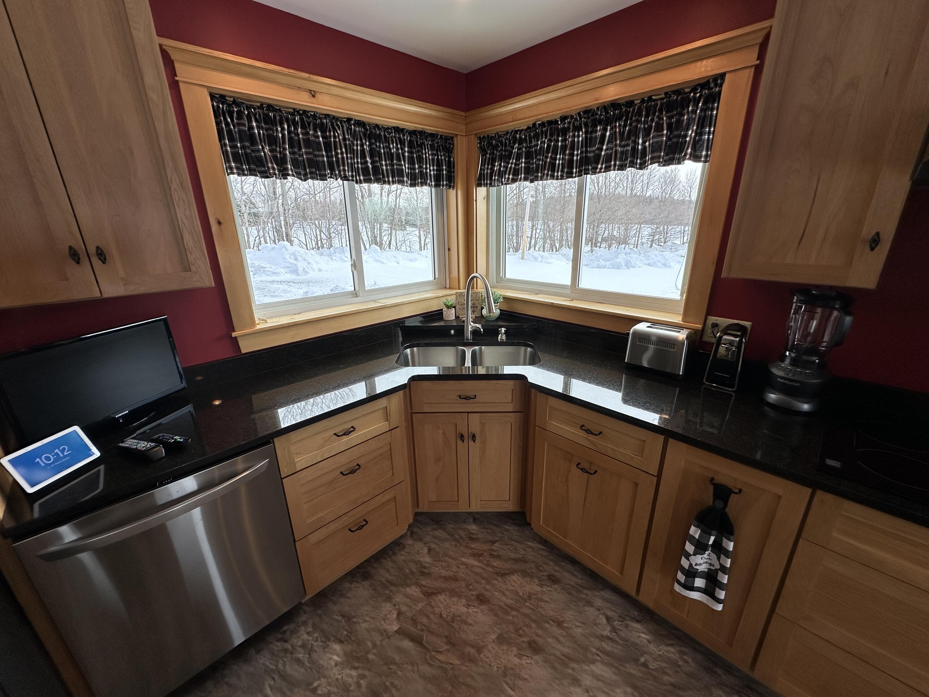 76 Henderson Hill Road Houlton, ME 04730 - Photo 22 of 70 IMG_6346