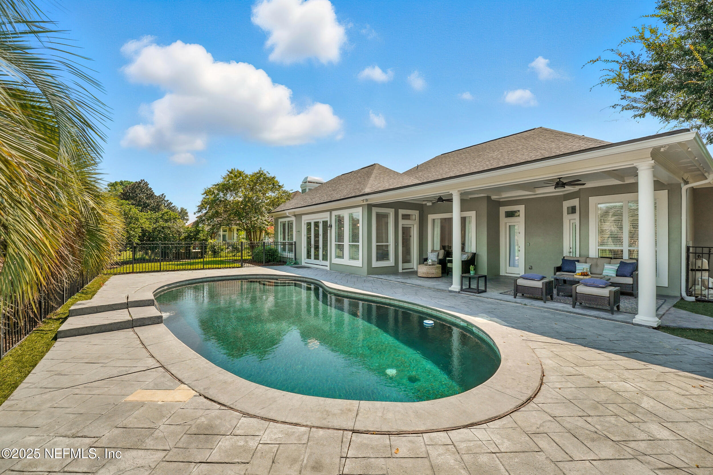 3743 Cricket Cove Road East Jacksonville, FL 32224 - Photo 39 of 55 a view of a house with swimming pool and sitting area