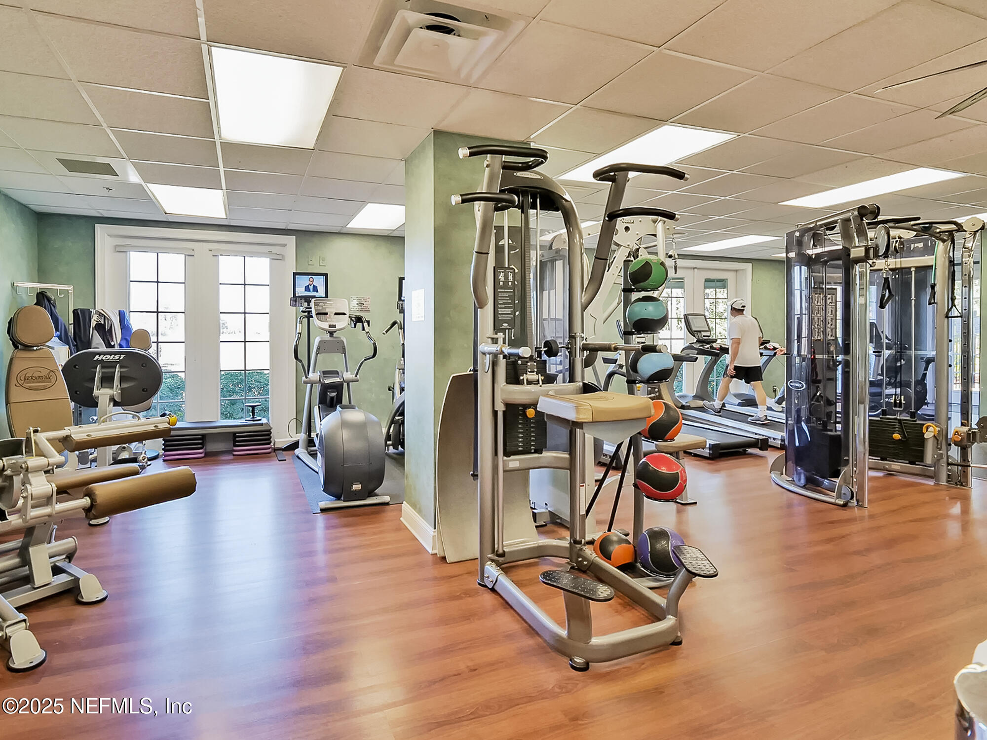 3743 Cricket Cove Road East Jacksonville, FL 32224 - Photo 54 of 55 a view of a room with gym equipment