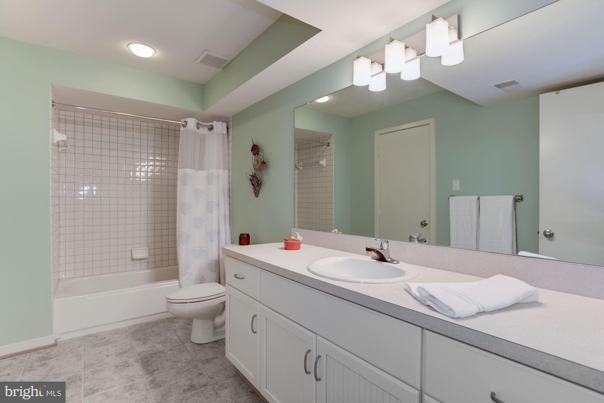 1439 Waterfront Road Reston, VA 20194 - Photo 24 of 30 Bedroom