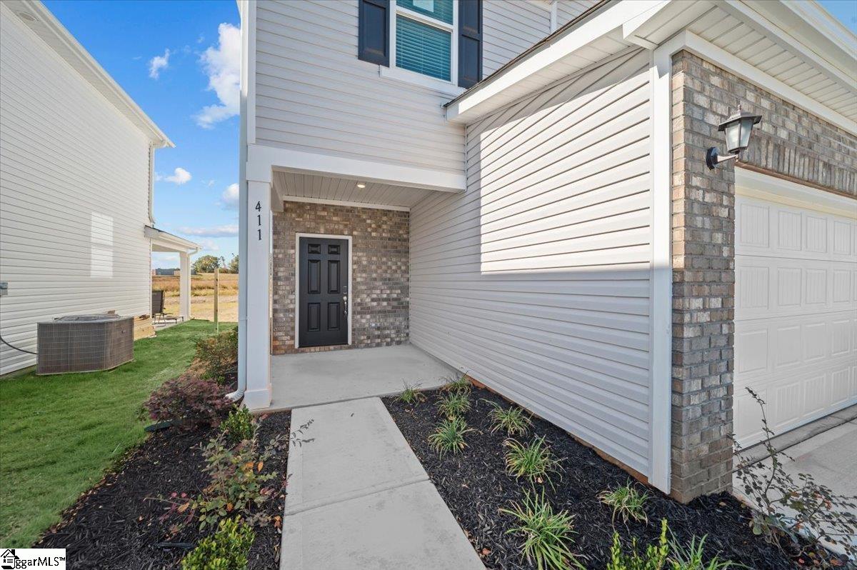 411 Shortleaf Lane Pendleton, SC 29670 - Photo 2 of 30