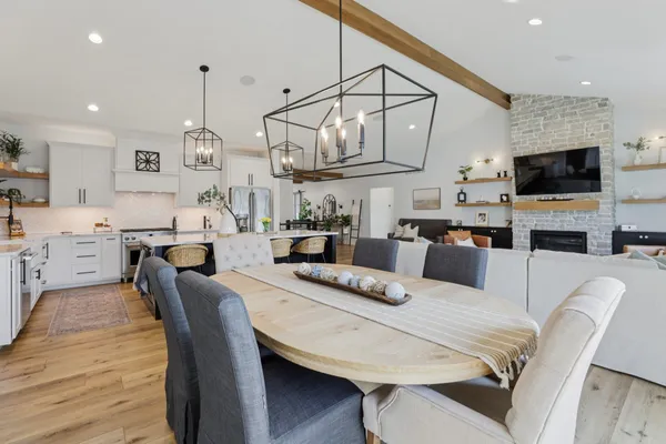 $999,900 | 1111 Reese Trail, Waunakee, WI 53597