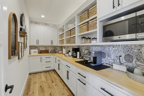 $999,900 | 1111 Reese Trail, Waunakee, WI 53597