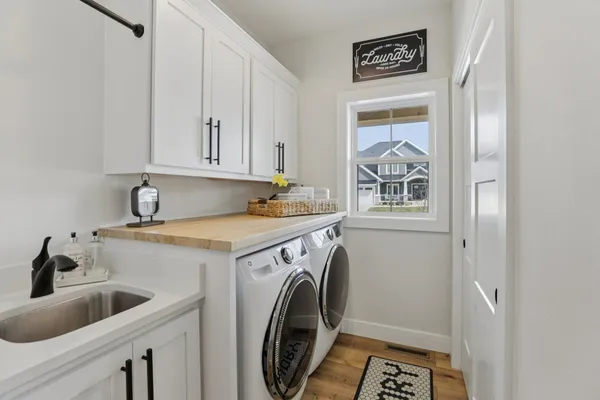 $999,900 | 1111 Reese Trail, Waunakee, WI 53597