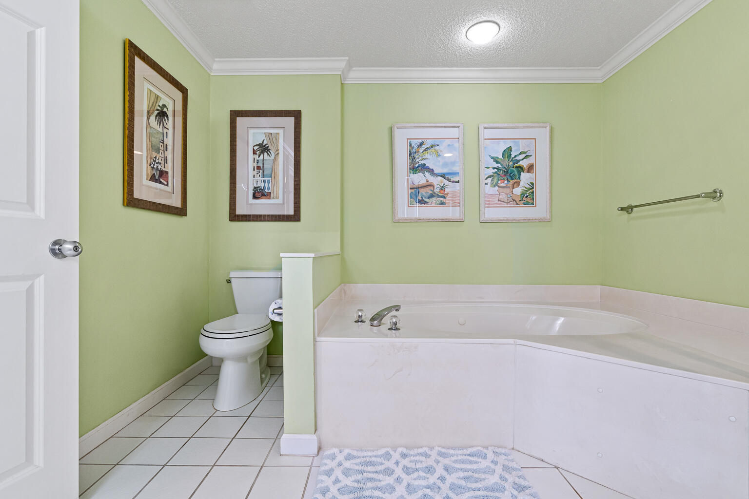 8499 Gulf Boulevard, Unit 303 Navarre, FL 32566 - Photo 20 of 52 DSC02412