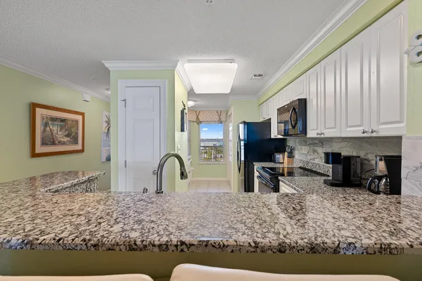 $699,000 | 8499 Gulf Boulevard, Unit 303, Navarre, FL 32566