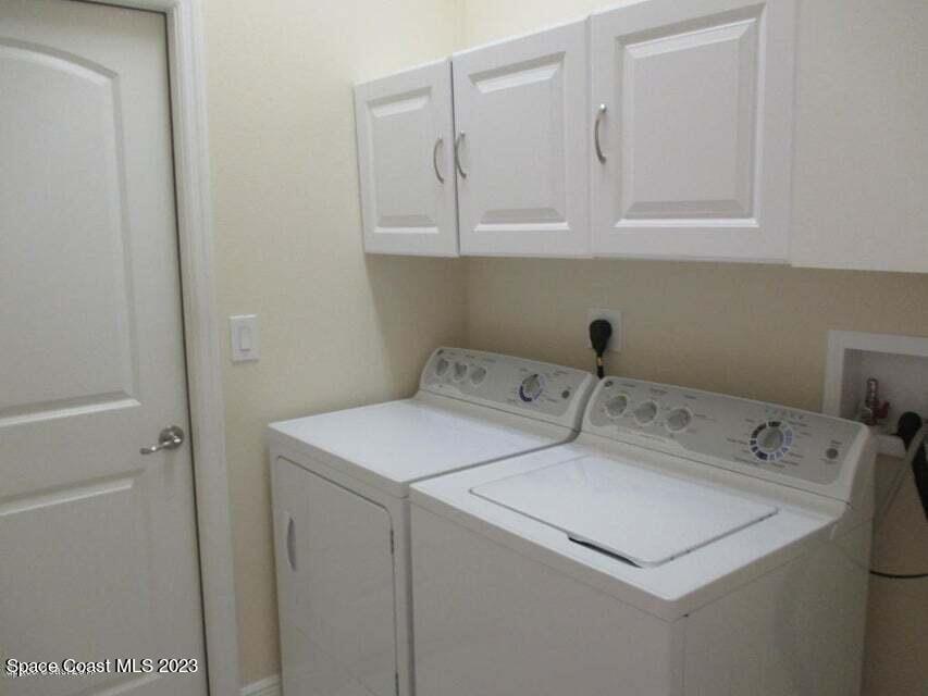 151 Secret Drive Melbourne, FL 32904 - Photo 11 of 19 Laundry Room