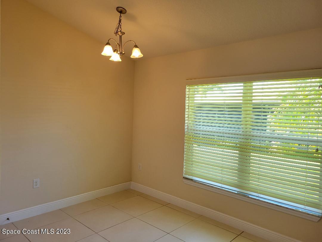 151 Secret Drive Melbourne, FL 32904 - Photo 5 of 19 Eat in Kitchen