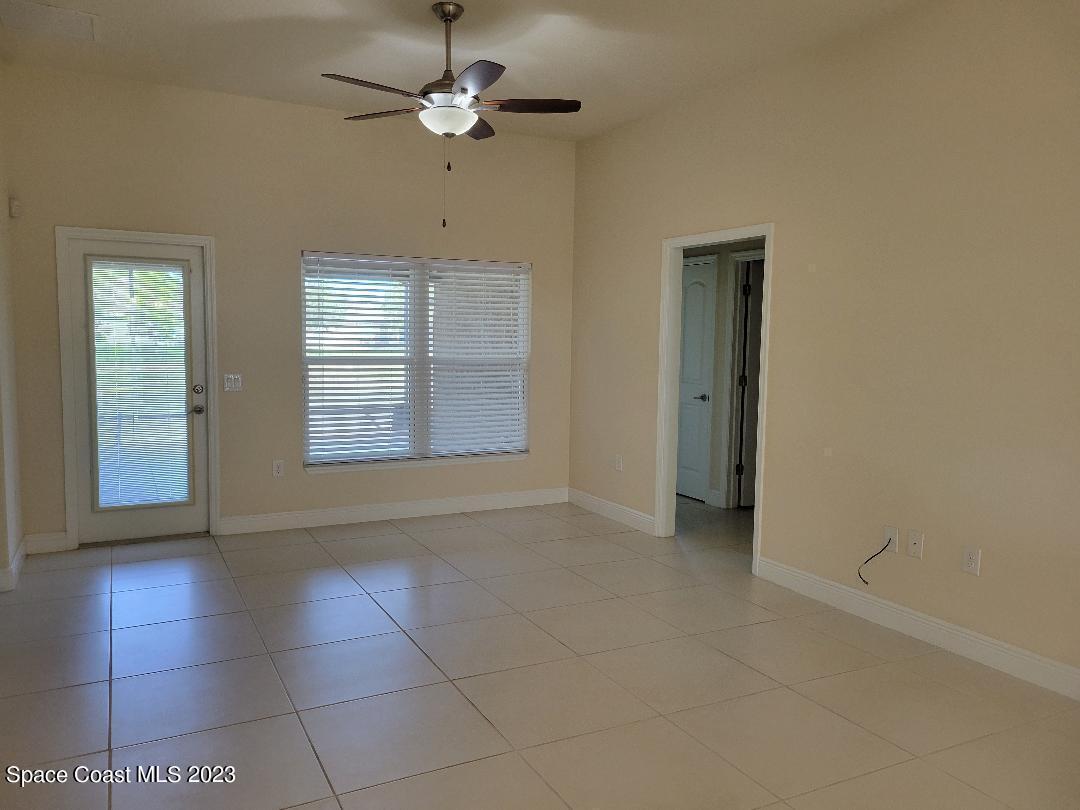 151 Secret Drive Melbourne, FL 32904 - Photo 6 of 19 Living Area