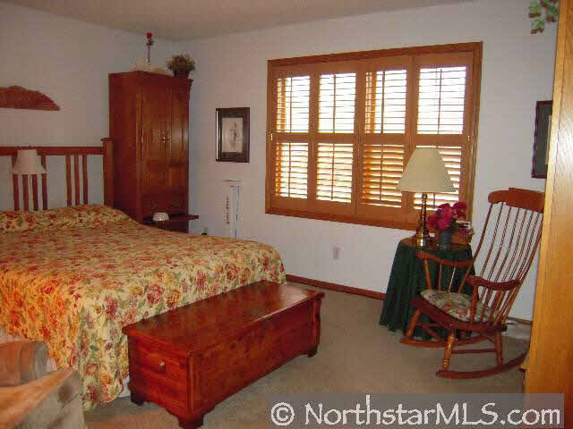 1085 McKnight Road South St. Paul, MN 55119 - Photo 7 of 10 Gallery Image 7
