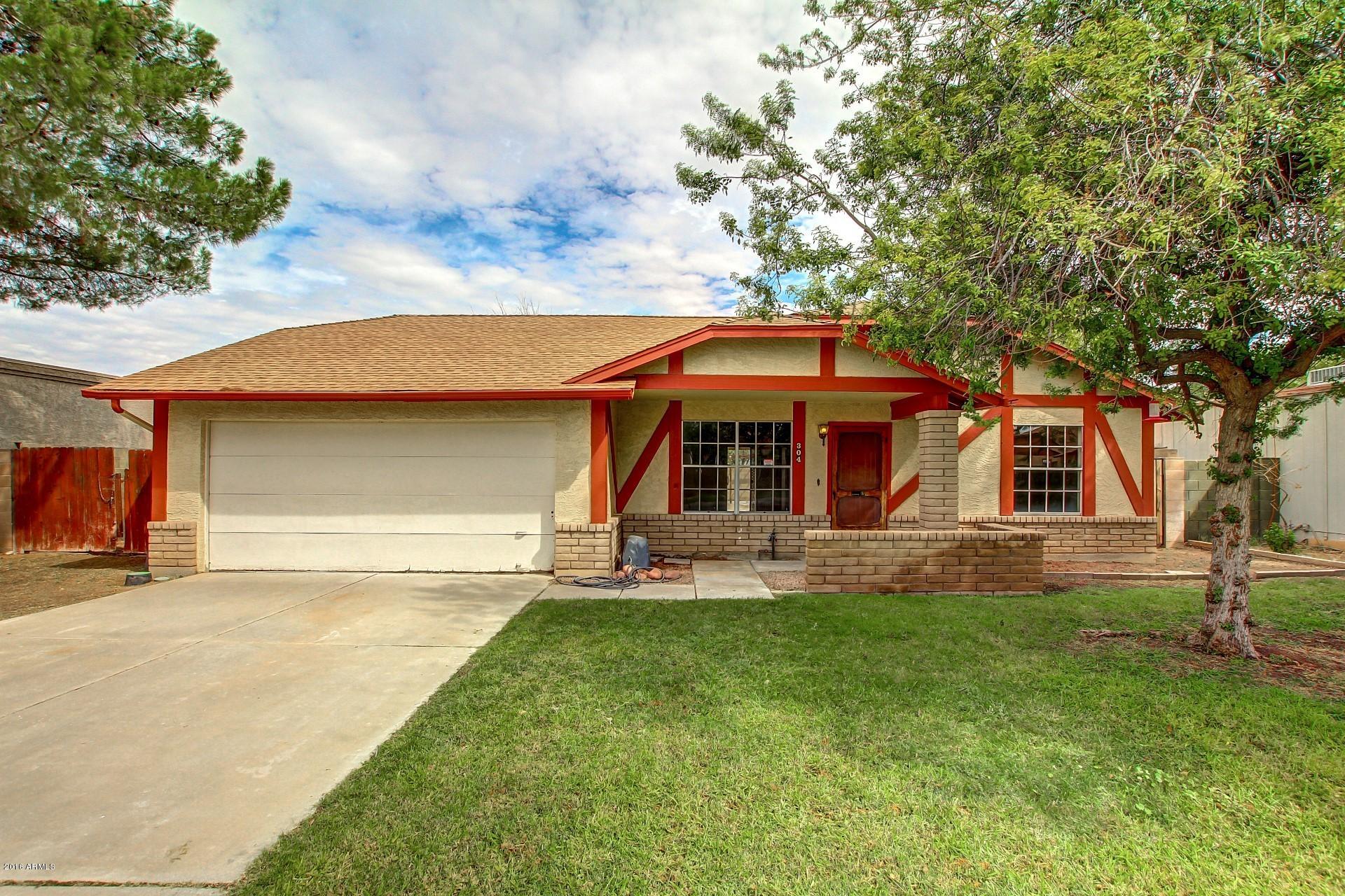 304 East Harwell Road Gilbert, AZ 85234 - Photo 3 of 20 0003-Hanwell (2)