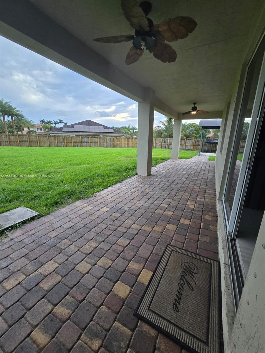 12944 Southwest 222nd Street Miami, FL 33170 - Photo 33 of 44 a view of an outdoor space