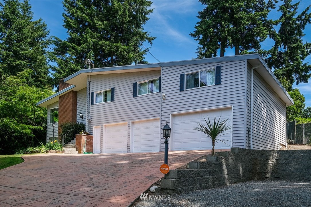 1001 Southwest Dash Point Road Federal Way, WA 98023 - Photo 3 of 25