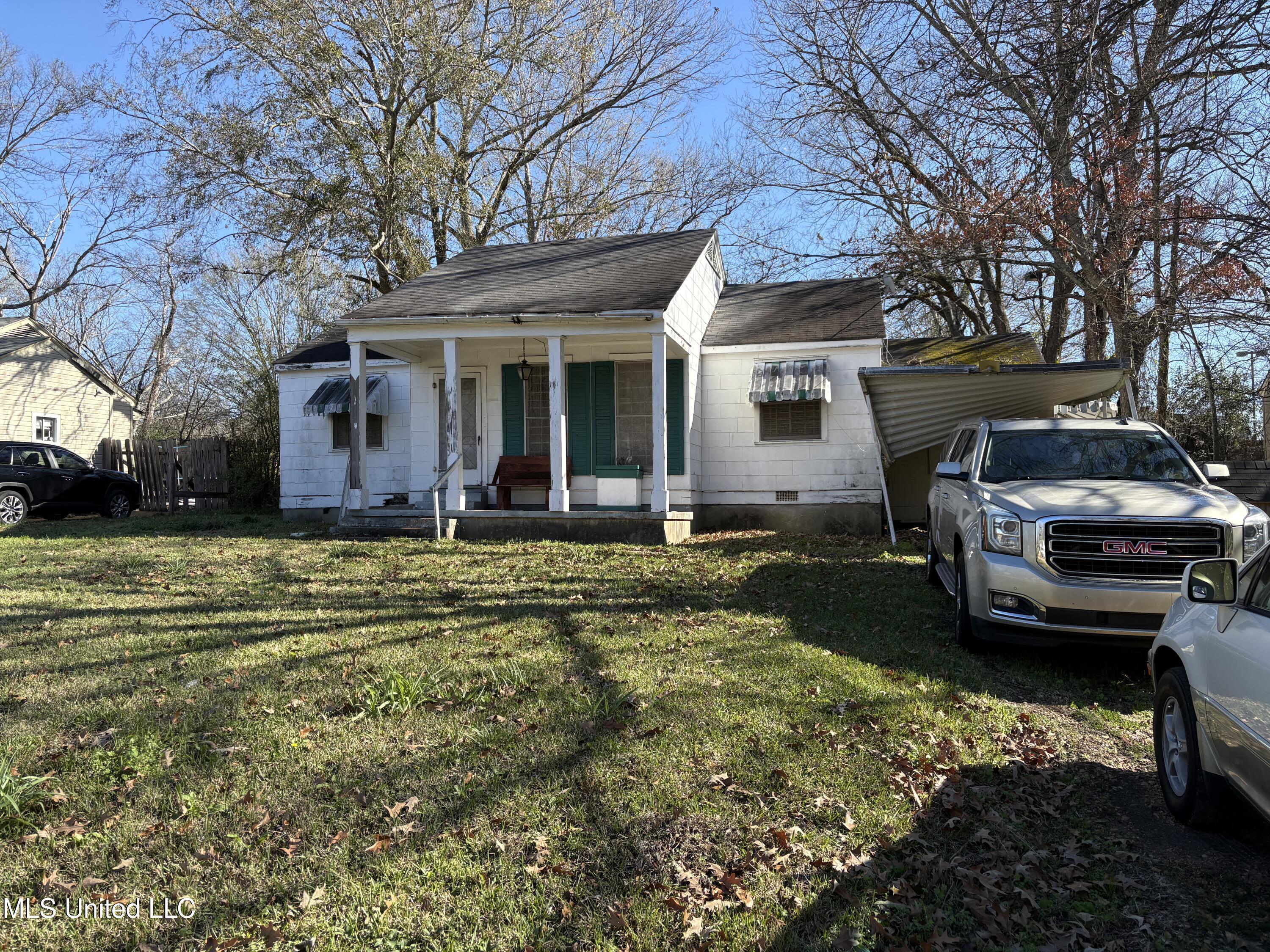 1304 Denson Avenue Jackson, MS 39209 - Photo 2 of 7 IMG_8295