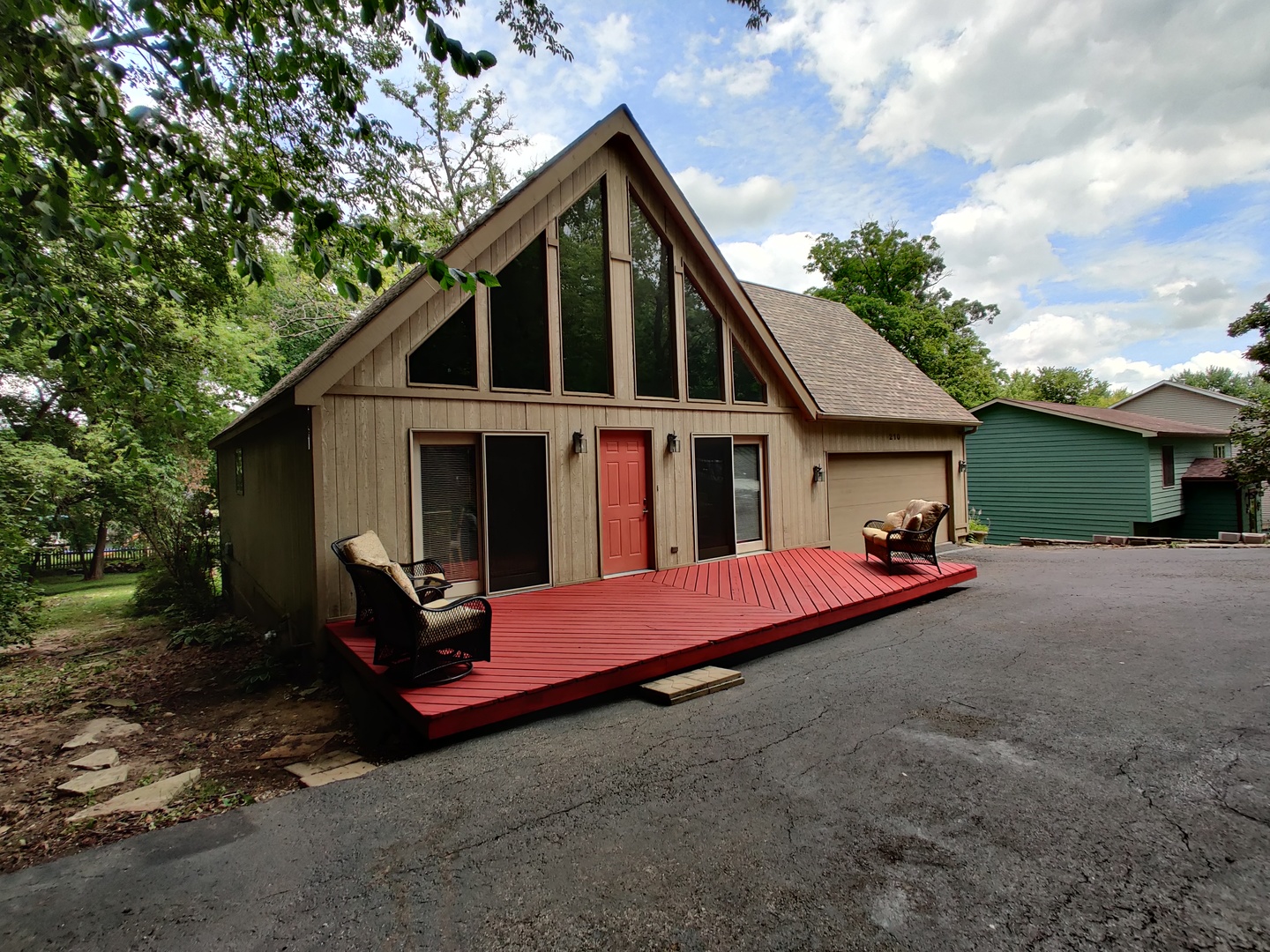 210 Baron Drive Spring Grove, IL 60081 - Photo 2 of 28 Gallery Image 2