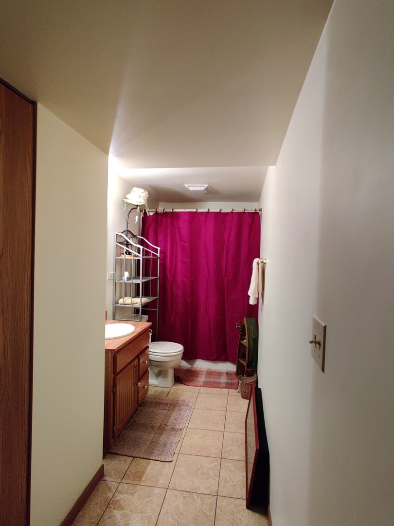 210 Baron Drive Spring Grove, IL 60081 - Photo 25 of 28 Gallery Image 25
