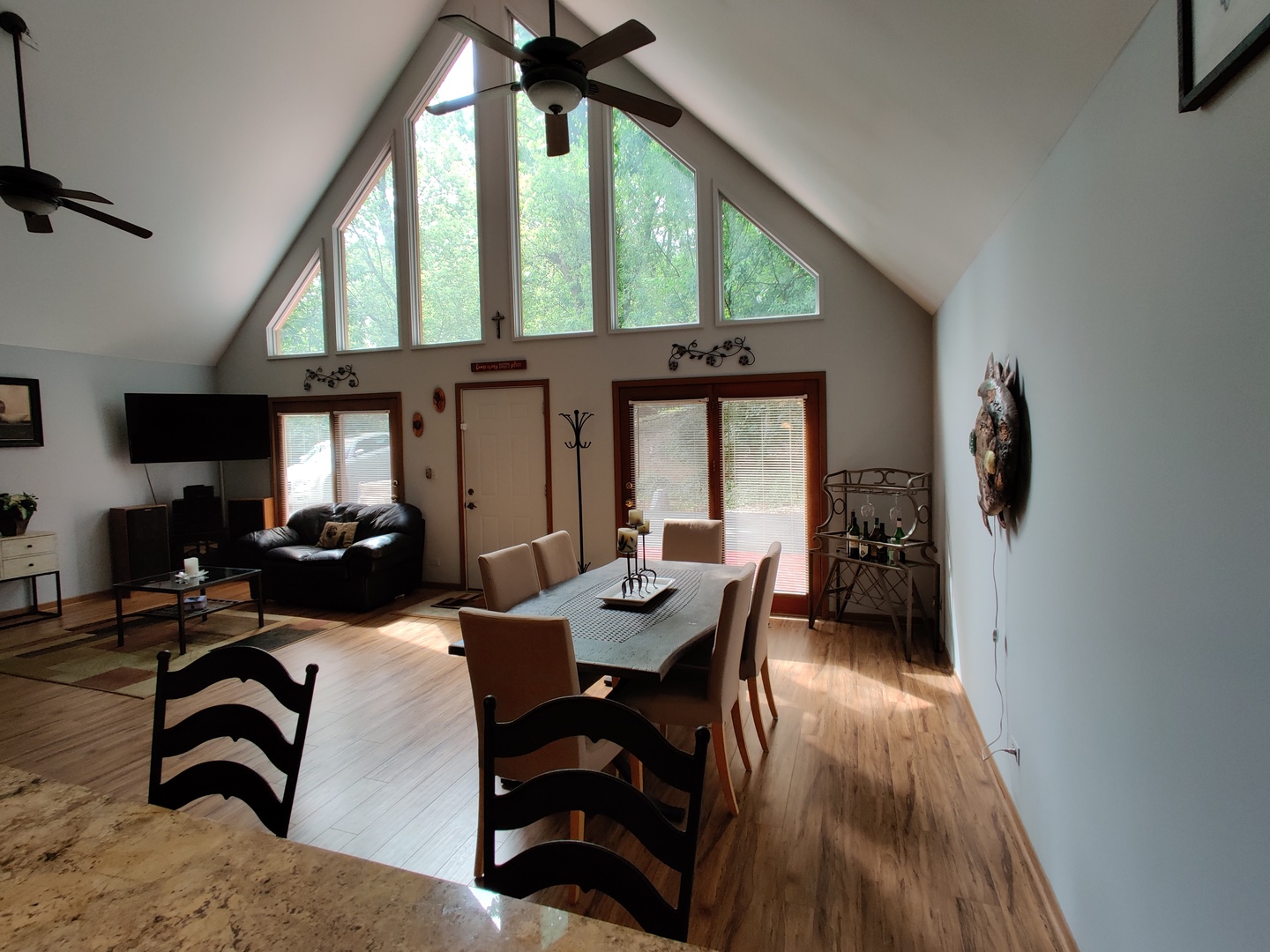 210 Baron Drive Spring Grove, IL 60081 - Photo 8 of 28 Gallery Image 8