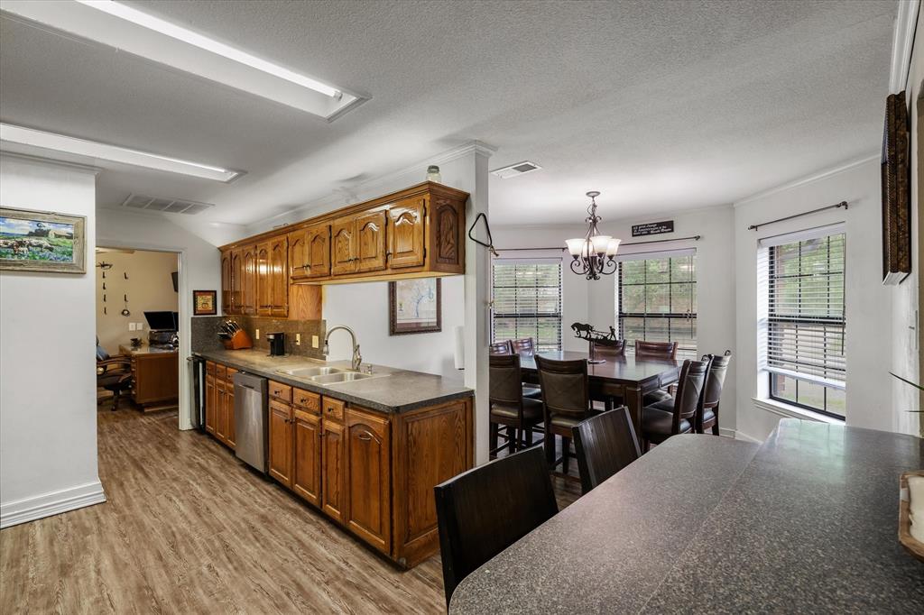 163 Granada Square Canton, TX 75103 - Photo 7 of 39 Eat-In kitchen