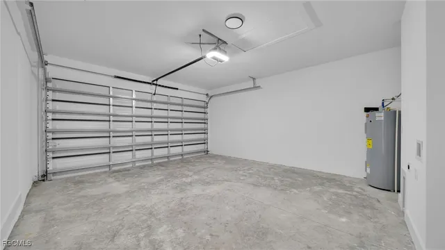 an empty room with a empty space