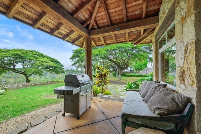 a bench is sitting in the grass