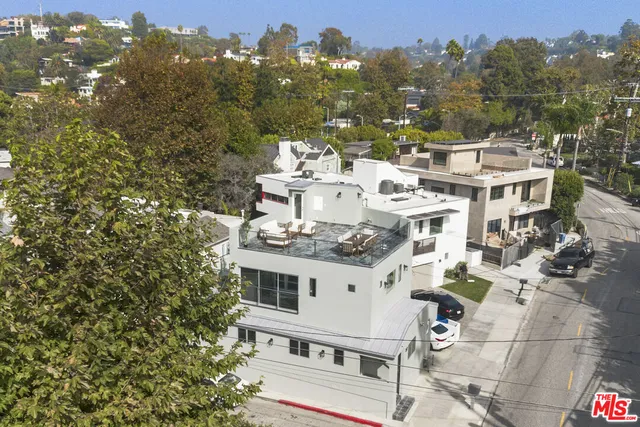 $3,295,000 | 257 Entrada Drive, Santa Monica, CA 90402