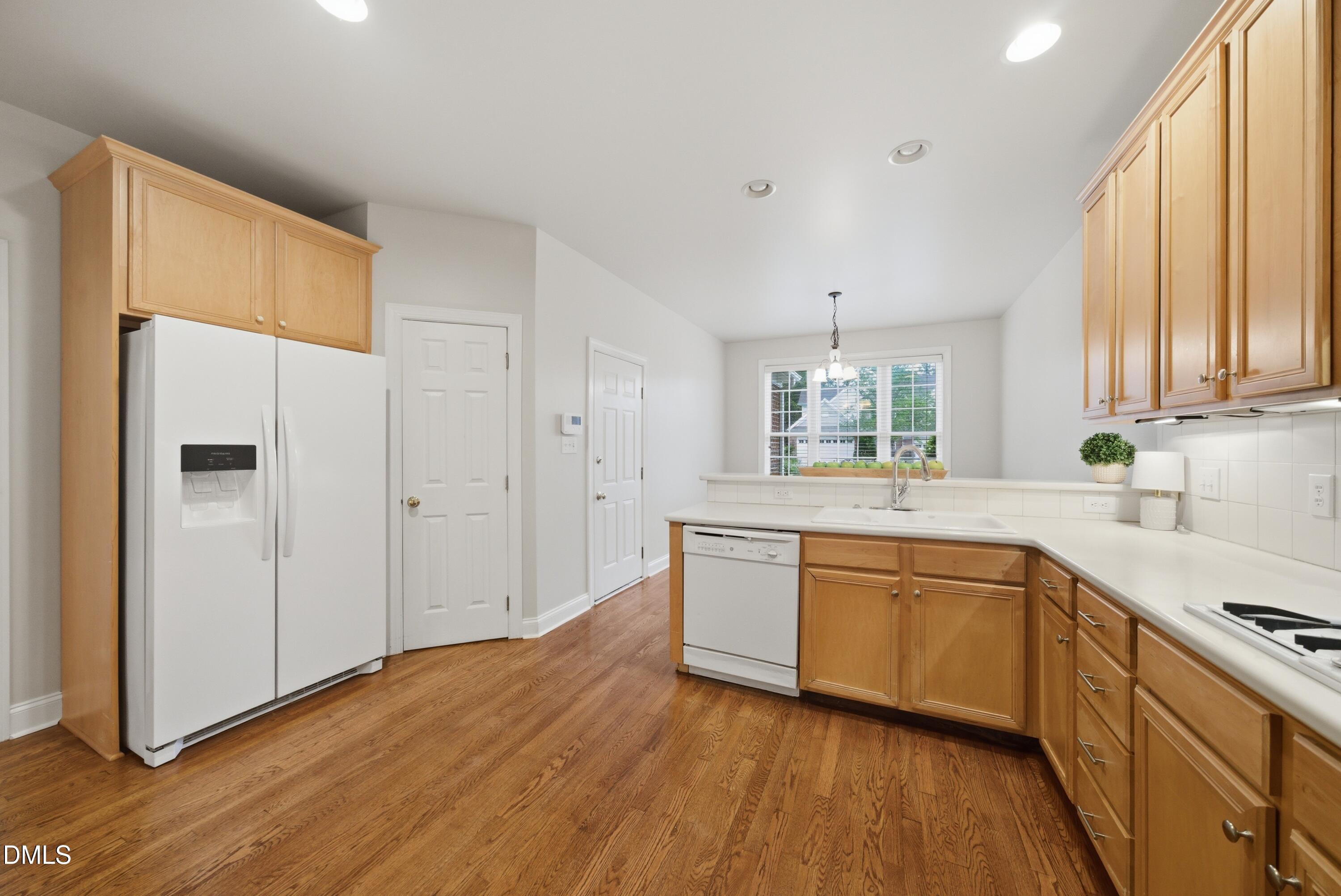 9125 White Eagle Court Raleigh, NC 27617 - Photo 16 of 44 DSC09628