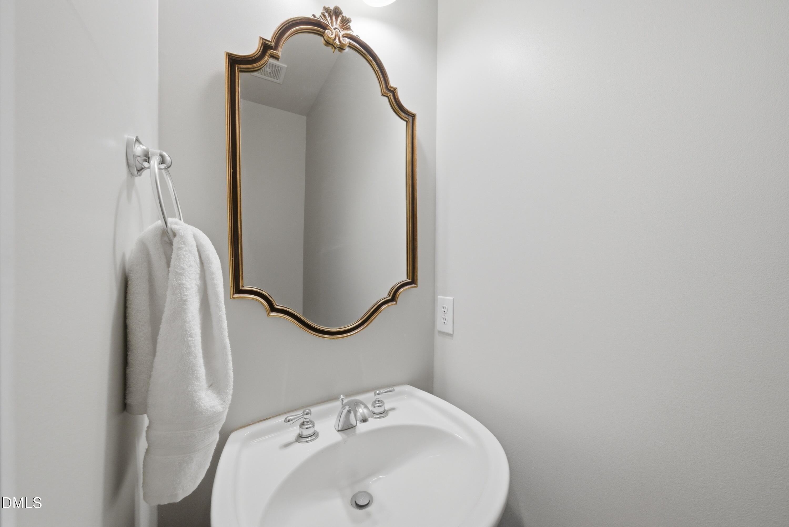 9125 White Eagle Court Raleigh, NC 27617 - Photo 20 of 44 DSC09613