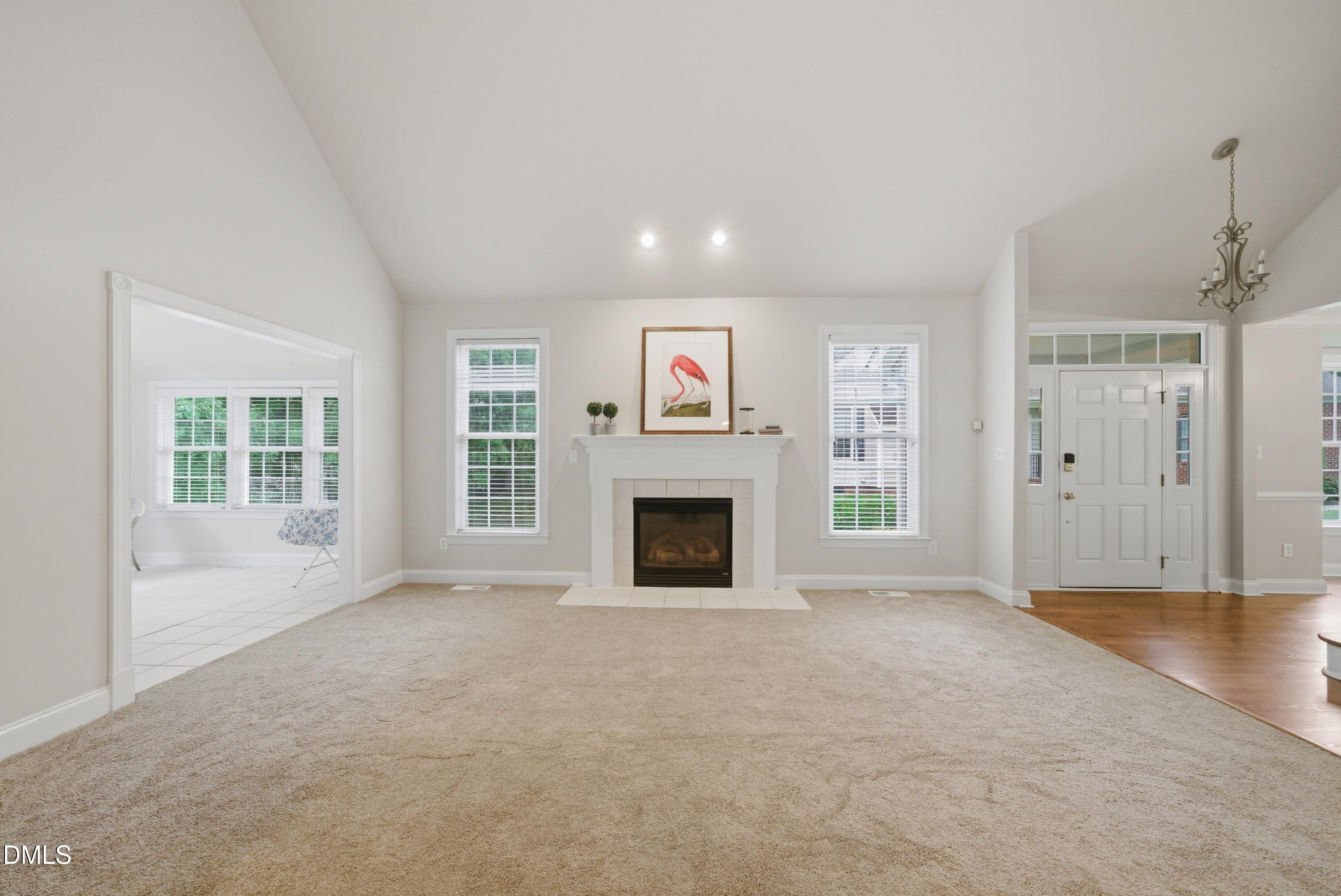 9125 White Eagle Court Raleigh, NC 27617 - Photo 5 of 44 DSC09580