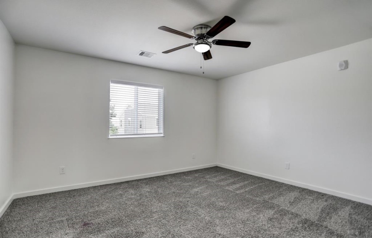 21155 Gosling Road, Unit 40D Spring, TX 77388 - Photo 5 of 11 Gallery Image 5