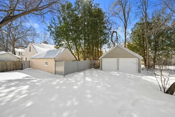$235,000 | 501 West Winnebago Street, Appleton, WI 54911
