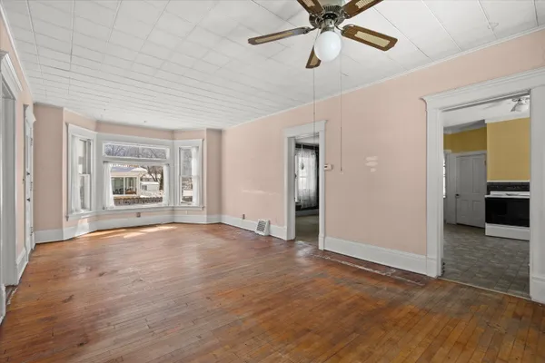 $235,000 | 501 West Winnebago Street, Appleton, WI 54911