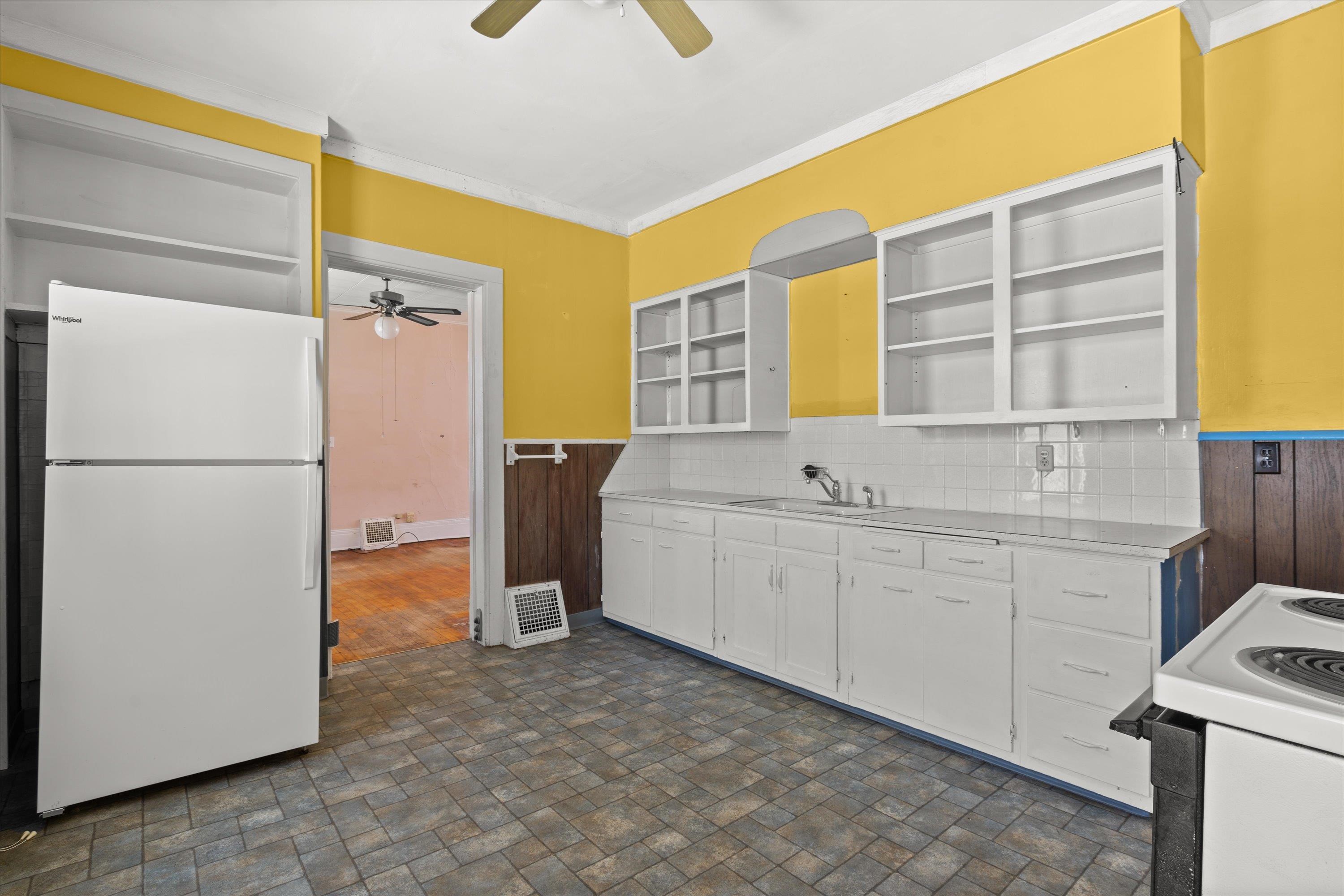 501 West Winnebago Street Appleton, WI 54911 - Photo 9 of 28