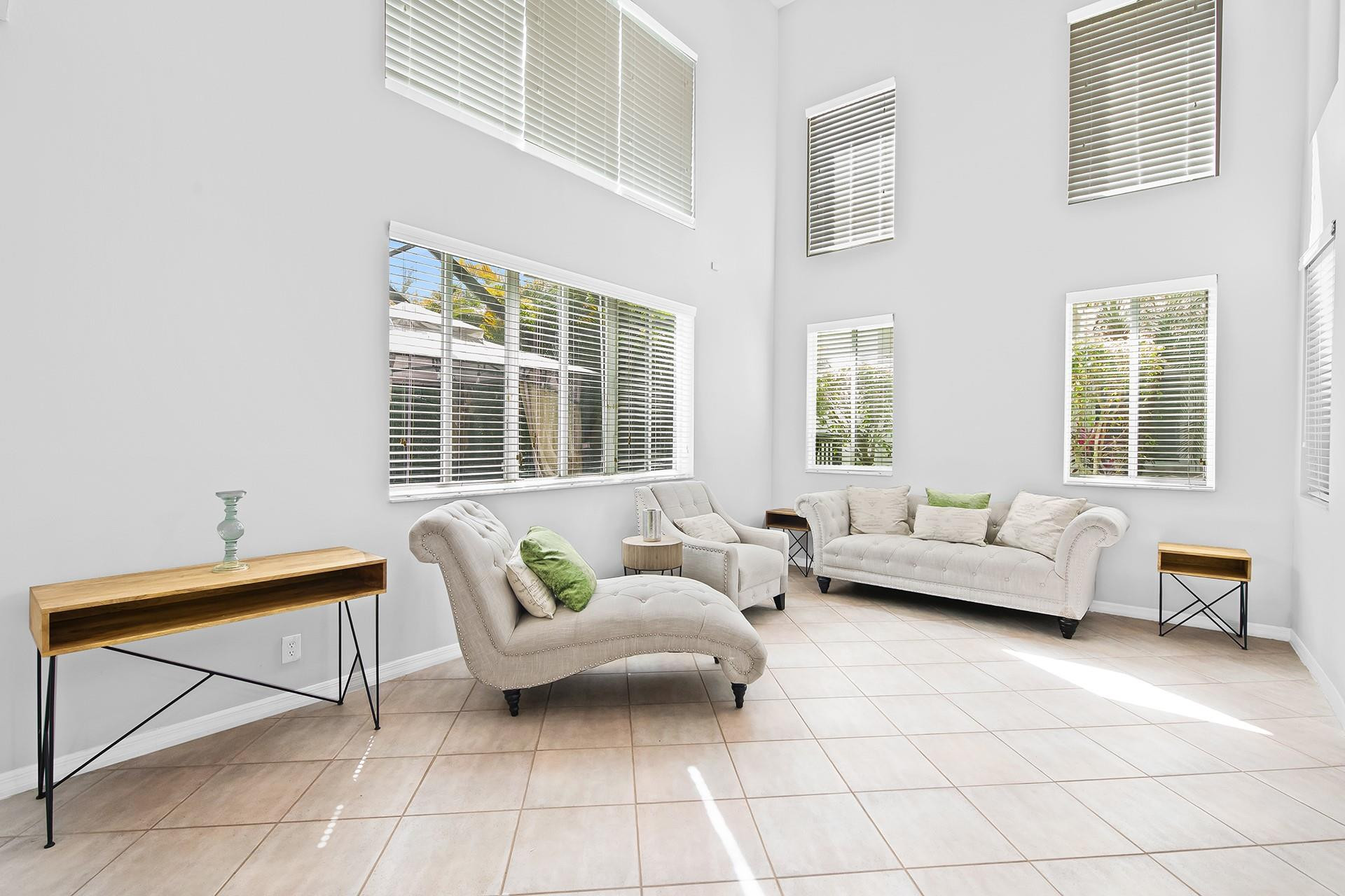 1204 Camellia Circle Weston, FL 33326 - Photo 7 of 25 Photo 7