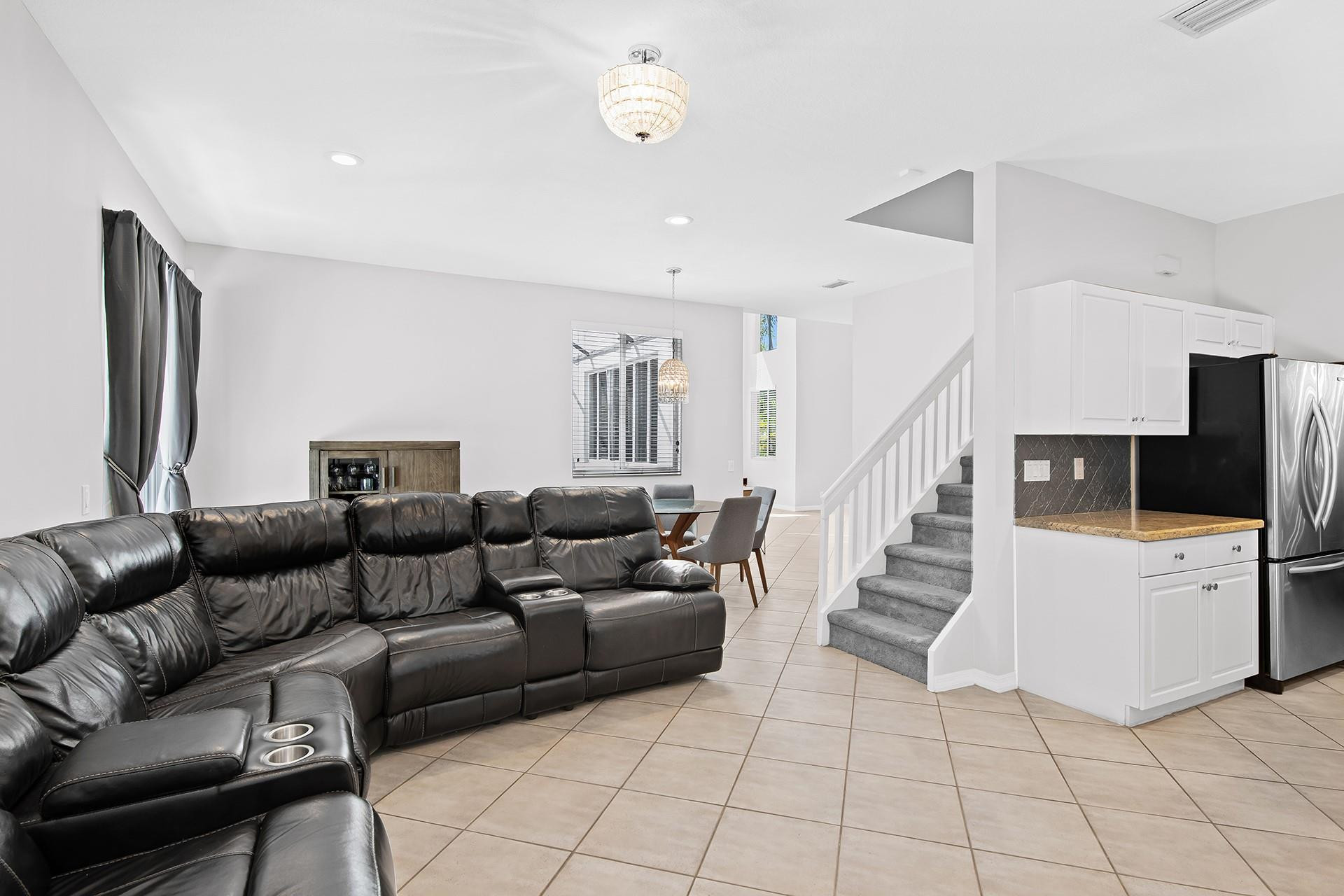 1204 Camellia Circle Weston, FL 33326 - Photo 9 of 25 Photo 9